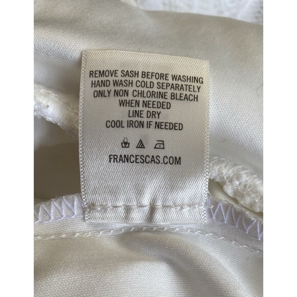 Francesca's Lace Romper Size L - Picture 12 of 12